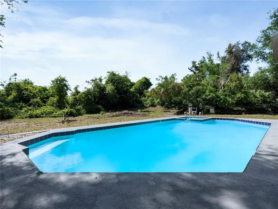 For Sale: $345,000 (4 beds, 2 baths, 1840 Square Feet)