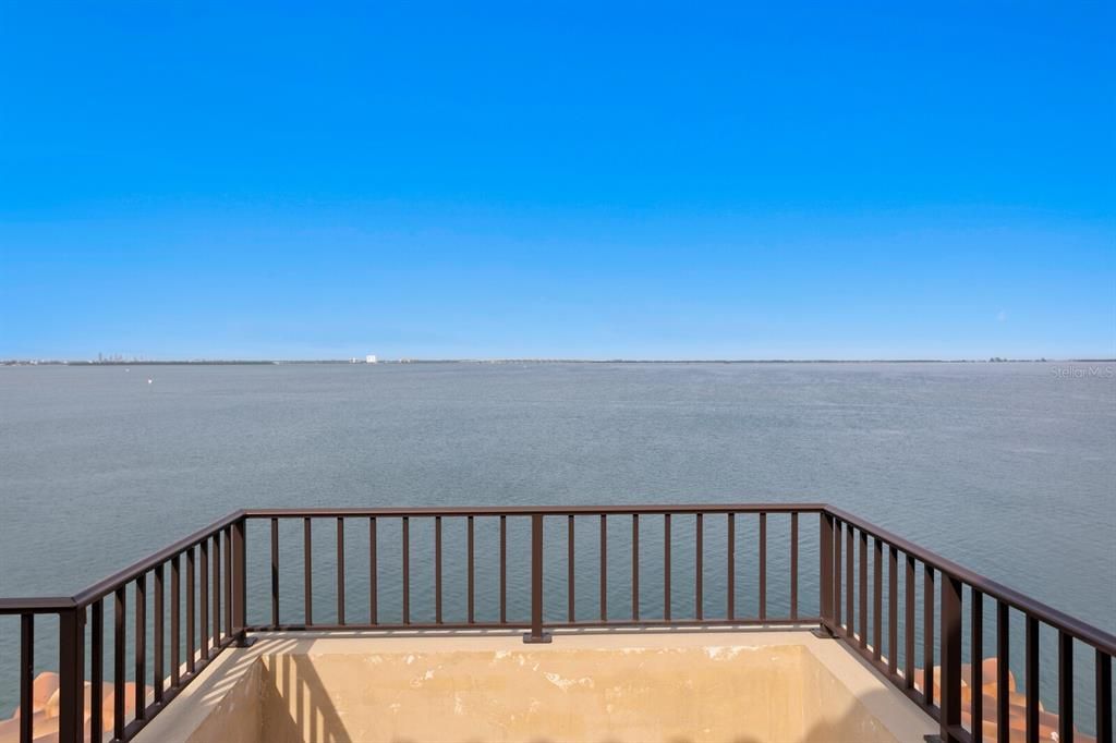 На продажу: $9,800,000 (5 спален, 4 ванн, 7825 Квадратных фут)