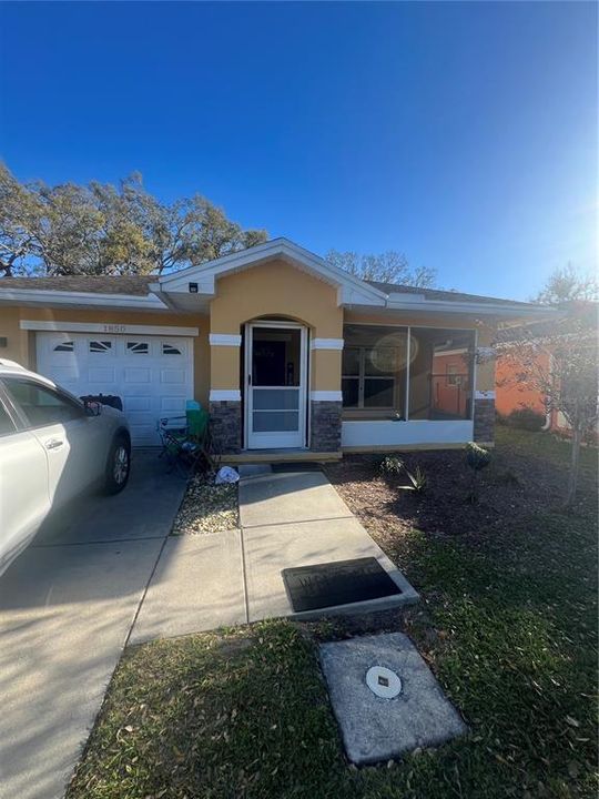 Vendido Recientemente: $311,500 (3 camas, 2 baños, 1308 Pies cuadrados)