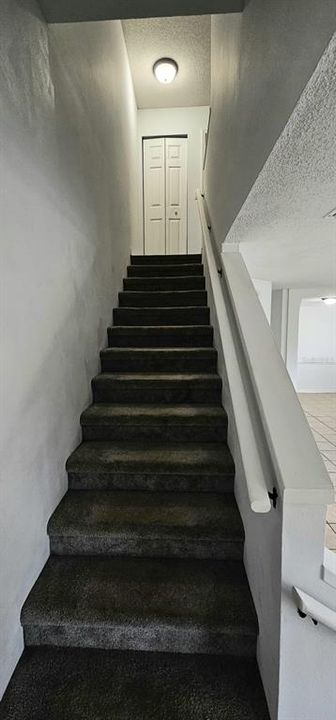 Active With Contract: $1,900 (2 beds, 2 baths, 1159 Square Feet)