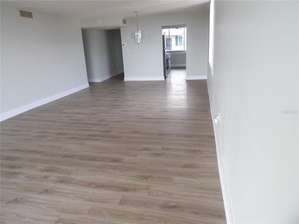 На продажу: $299,000 (2 спален, 2 ванн, 1545 Квадратных фут)