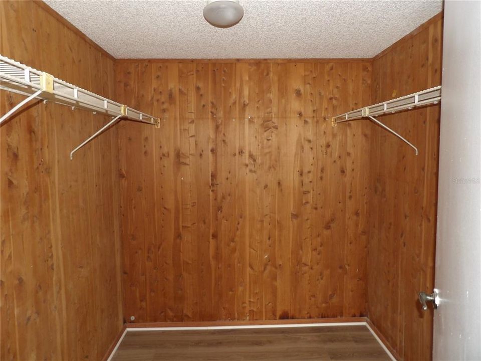 На продажу: $299,000 (2 спален, 2 ванн, 1545 Квадратных фут)