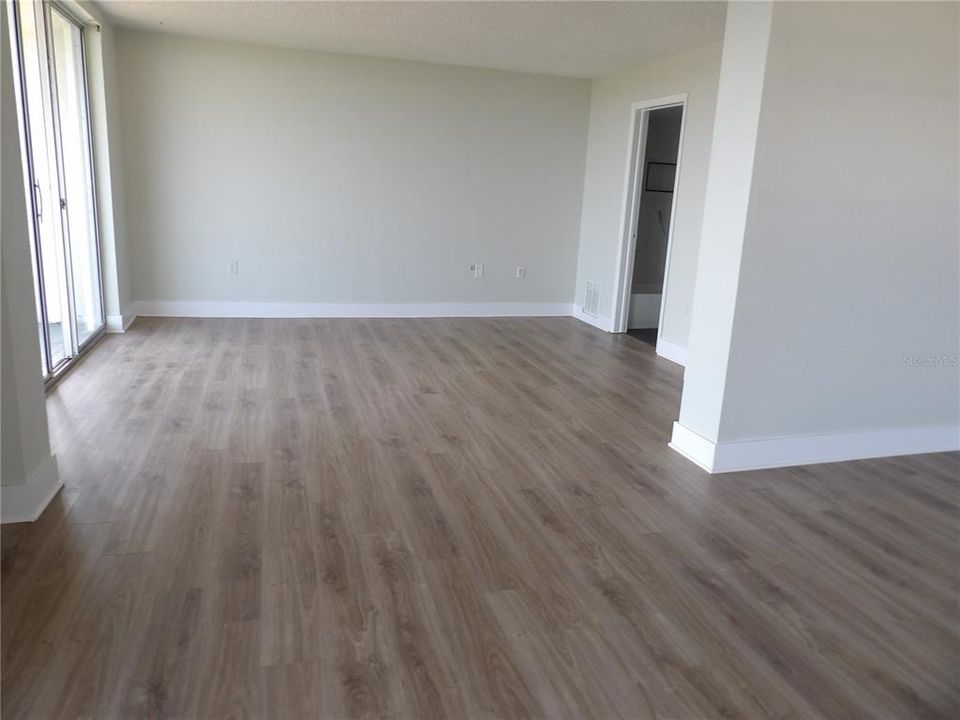 На продажу: $299,000 (2 спален, 2 ванн, 1545 Квадратных фут)