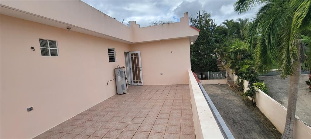 На продажу: $485,000 (4 спален, 4 ванн, 5200 Квадратных фут)