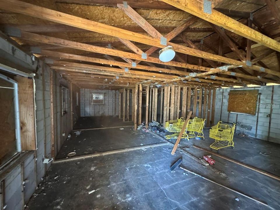 На продажу: $170,000 (3 спален, 1 ванн, 1512 Квадратных фут)