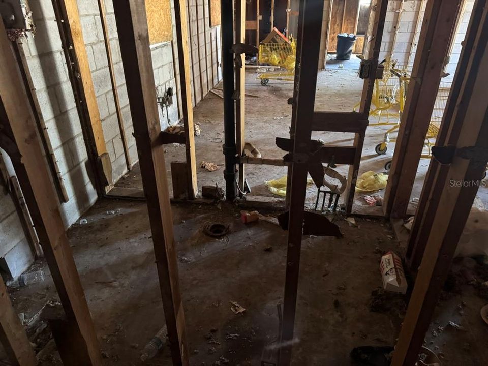 На продажу: $170,000 (3 спален, 1 ванн, 1512 Квадратных фут)