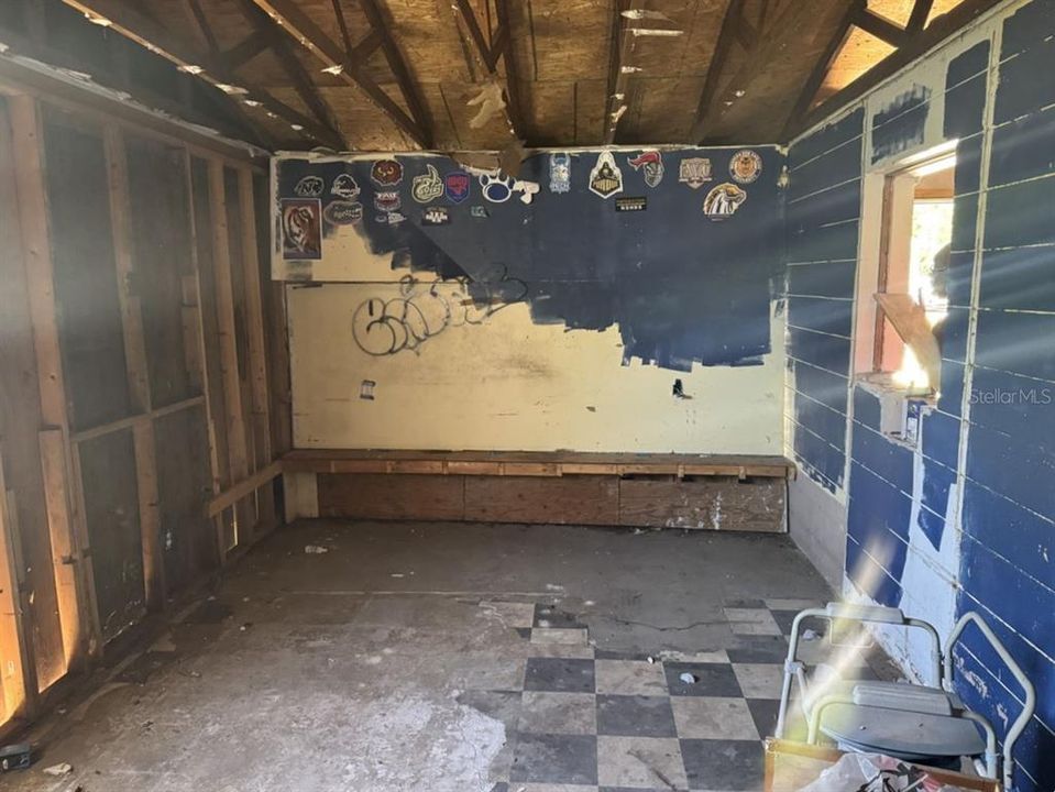 На продажу: $170,000 (3 спален, 1 ванн, 1512 Квадратных фут)