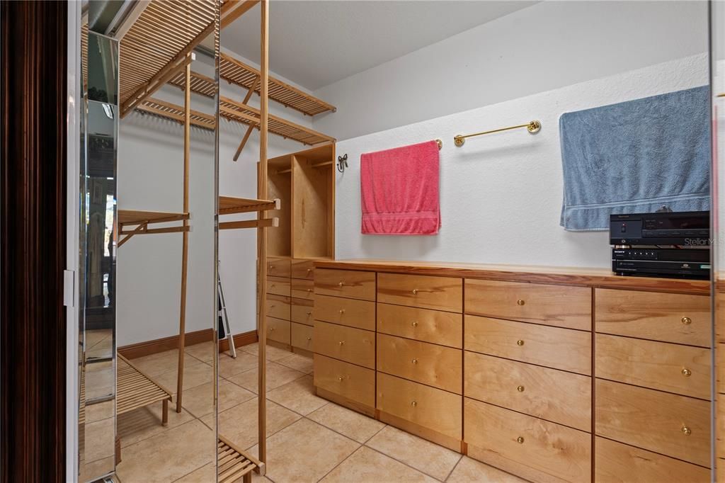 На продажу: $799,000 (3 спален, 3 ванн, 2871 Квадратных фут)