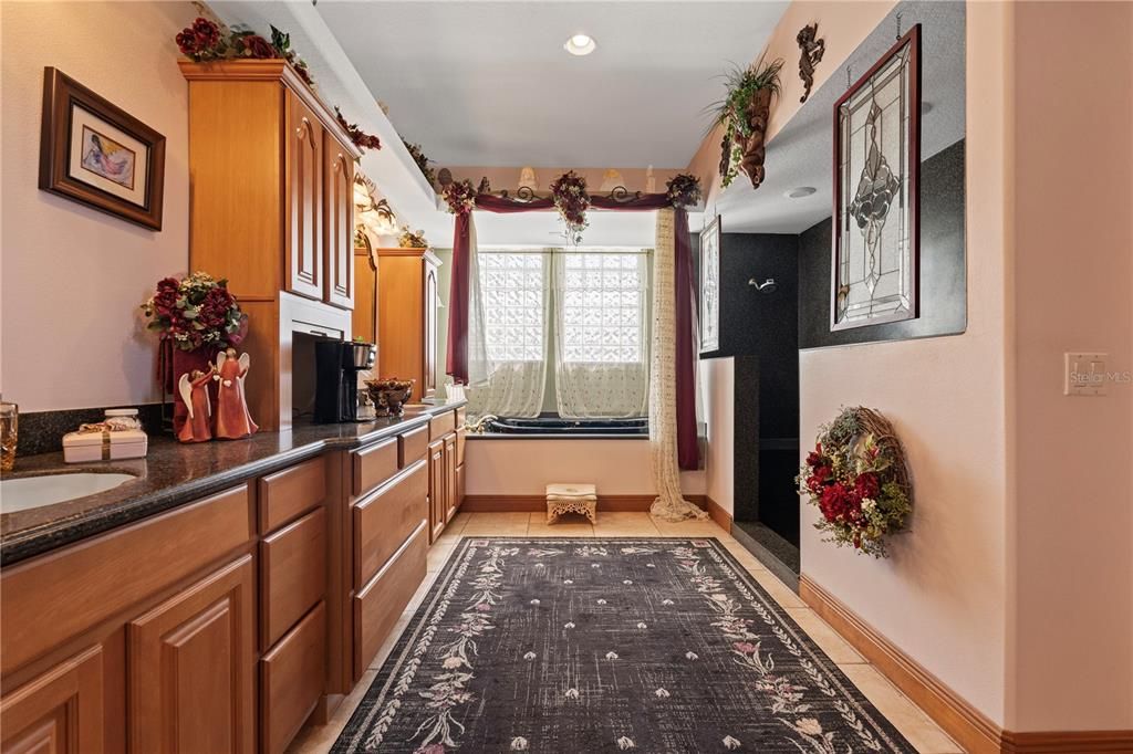 На продажу: $799,000 (3 спален, 3 ванн, 2871 Квадратных фут)