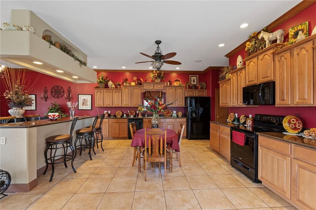 На продажу: $799,000 (3 спален, 3 ванн, 2871 Квадратных фут)