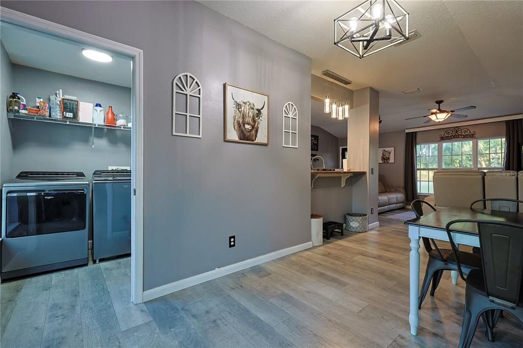 En Venta: $279,900 (3 camas, 2 baños, 1247 Pies cuadrados)