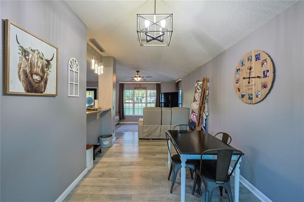 En Venta: $279,900 (3 camas, 2 baños, 1247 Pies cuadrados)