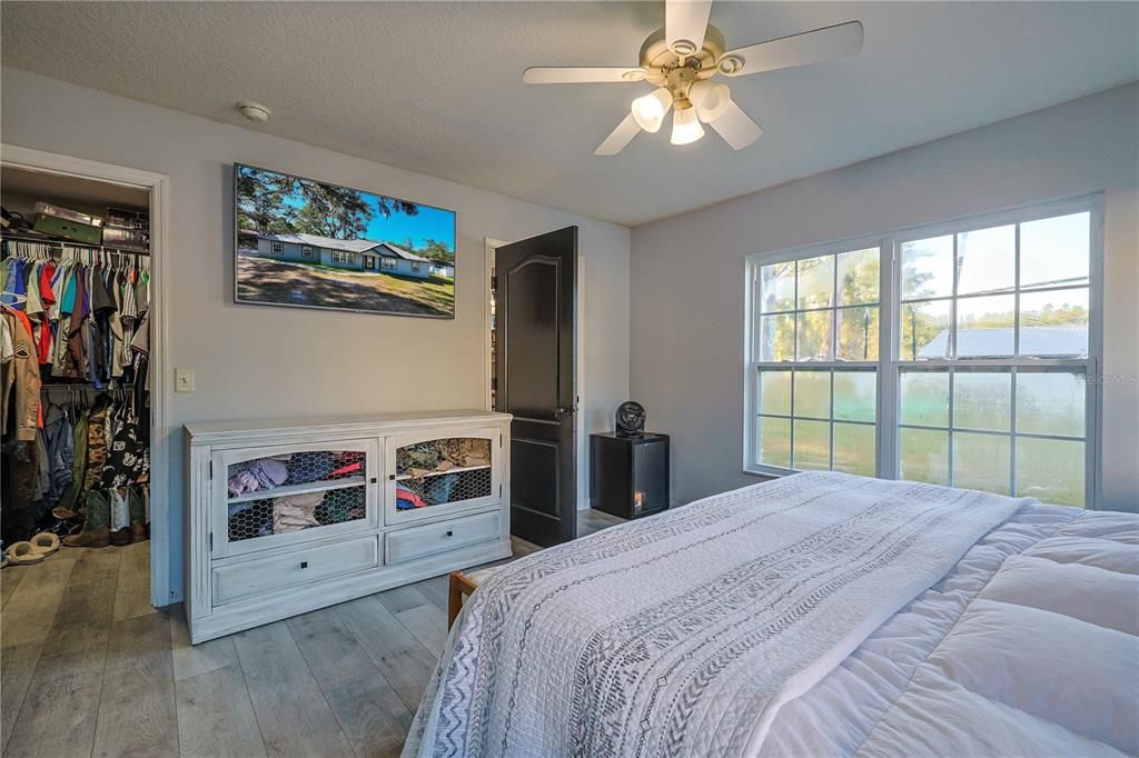 En Venta: $279,900 (3 camas, 2 baños, 1247 Pies cuadrados)