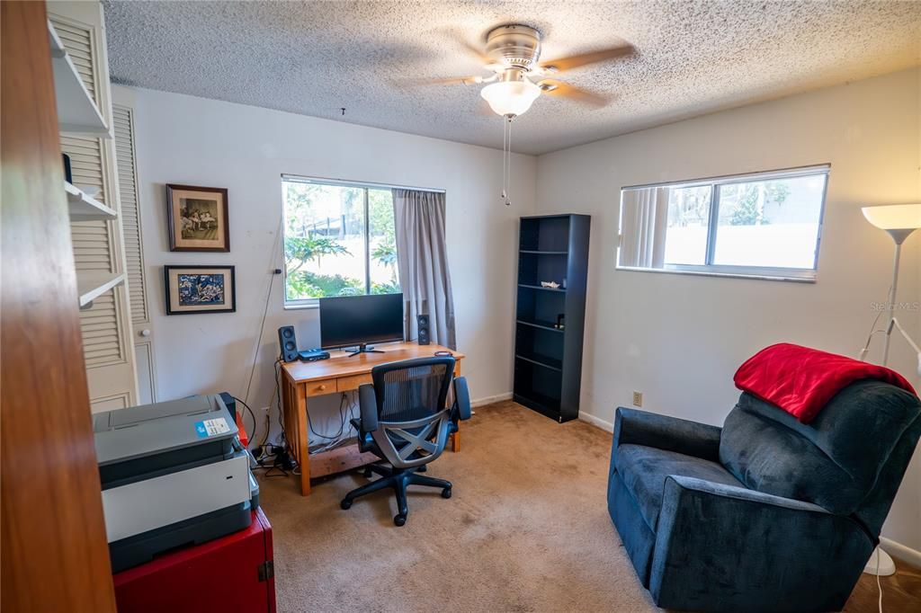 Active With Contract: $325,000 (3 beds, 2 baths, 1487 Square Feet)
