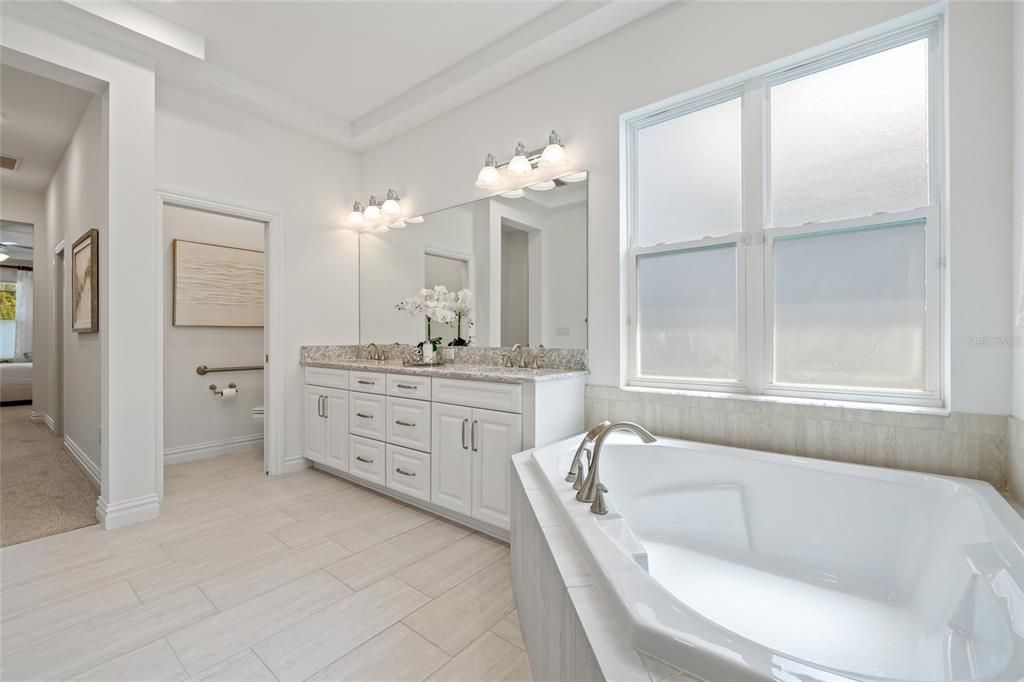 待售: $1,080,610 (3 贝兹, 3 浴室, 3330 平方英尺)