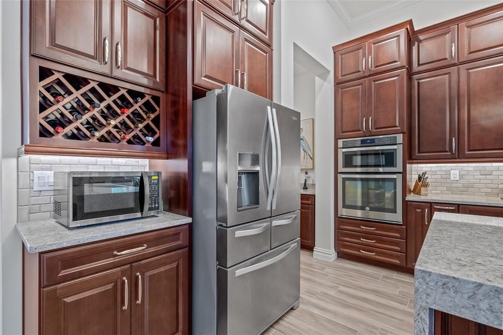 待售: $1,080,610 (3 贝兹, 3 浴室, 3330 平方英尺)