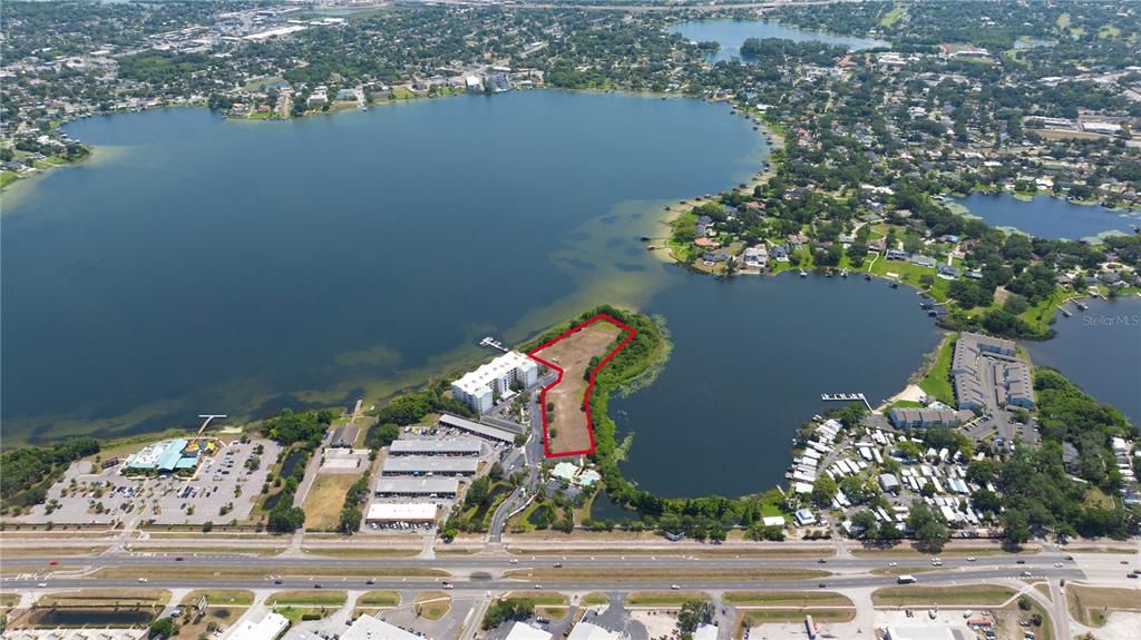 En Venta: $3,300,000 (6.52 acres)