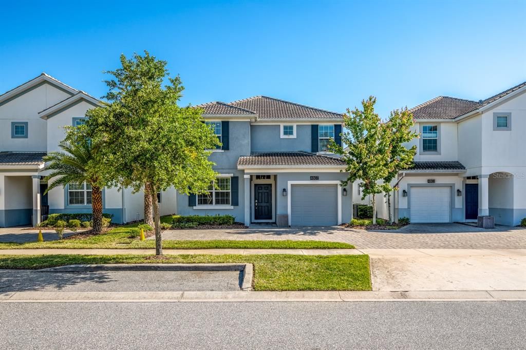 Vendido Recientemente: $780,000 (5 camas, 5 baños, 3081 Pies cuadrados)