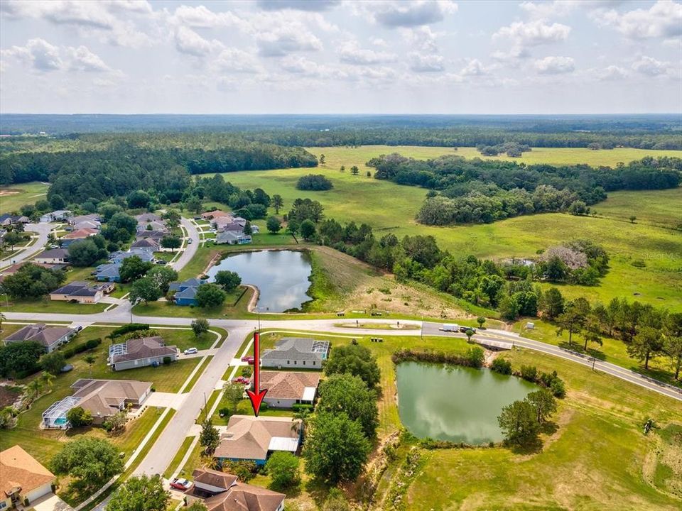 合同活跃: $360,000 (3 贝兹, 2 浴室, 2170 平方英尺)