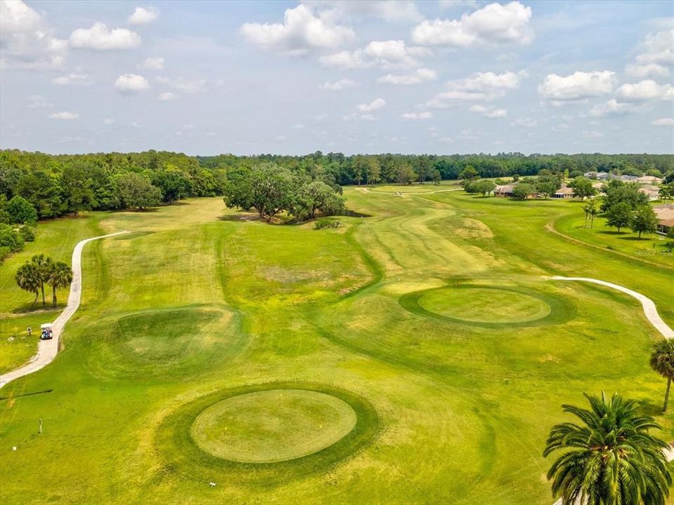 合同活跃: $360,000 (3 贝兹, 2 浴室, 2170 平方英尺)