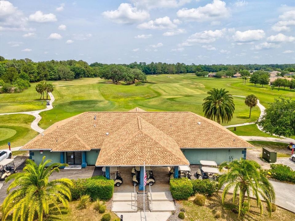 合同活跃: $360,000 (3 贝兹, 2 浴室, 2170 平方英尺)