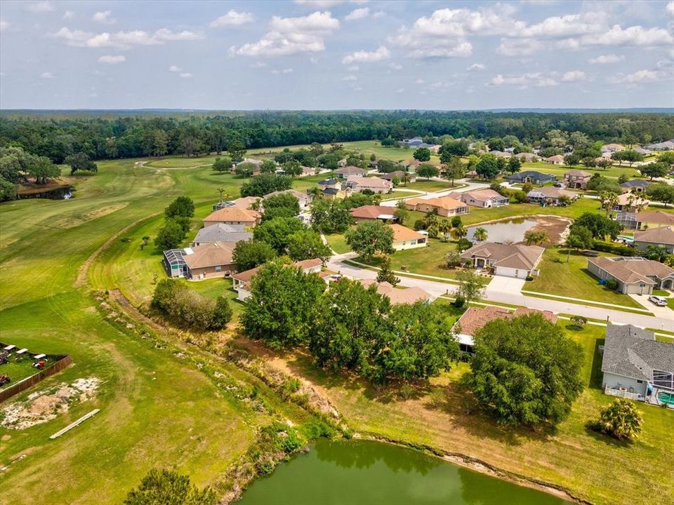 合同活跃: $360,000 (3 贝兹, 2 浴室, 2170 平方英尺)