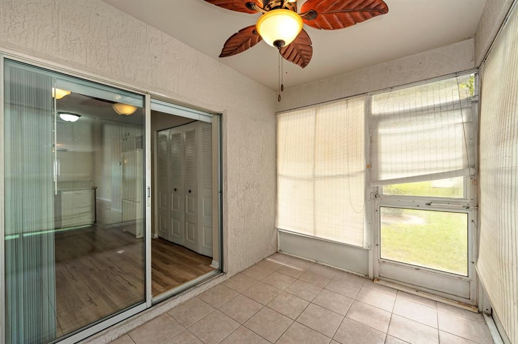 Под контрактом: $147,800 (2 спален, 2 ванн, 1025 Квадратных фут)