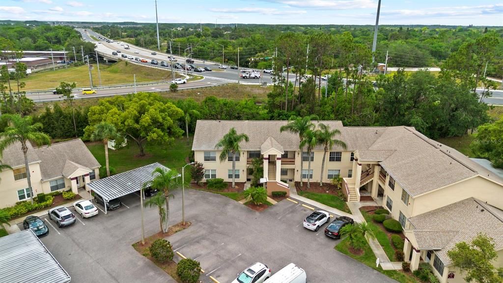 Под контрактом: $147,800 (2 спален, 2 ванн, 1025 Квадратных фут)