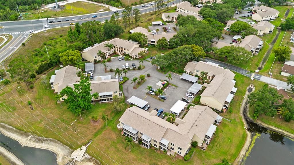 Под контрактом: $147,800 (2 спален, 2 ванн, 1025 Квадратных фут)