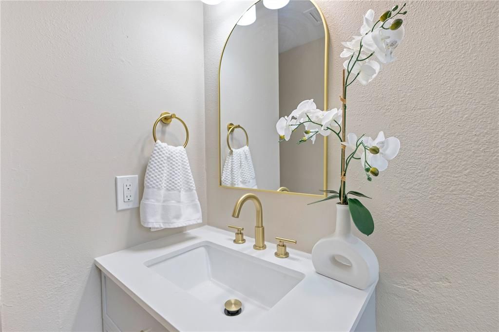 待售: $359,900 (3 贝兹, 2 浴室, 1346 平方英尺)