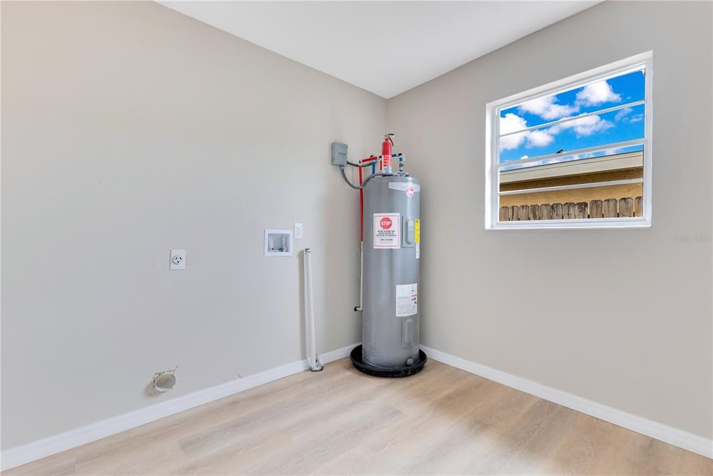 待售: $359,900 (3 贝兹, 2 浴室, 1346 平方英尺)