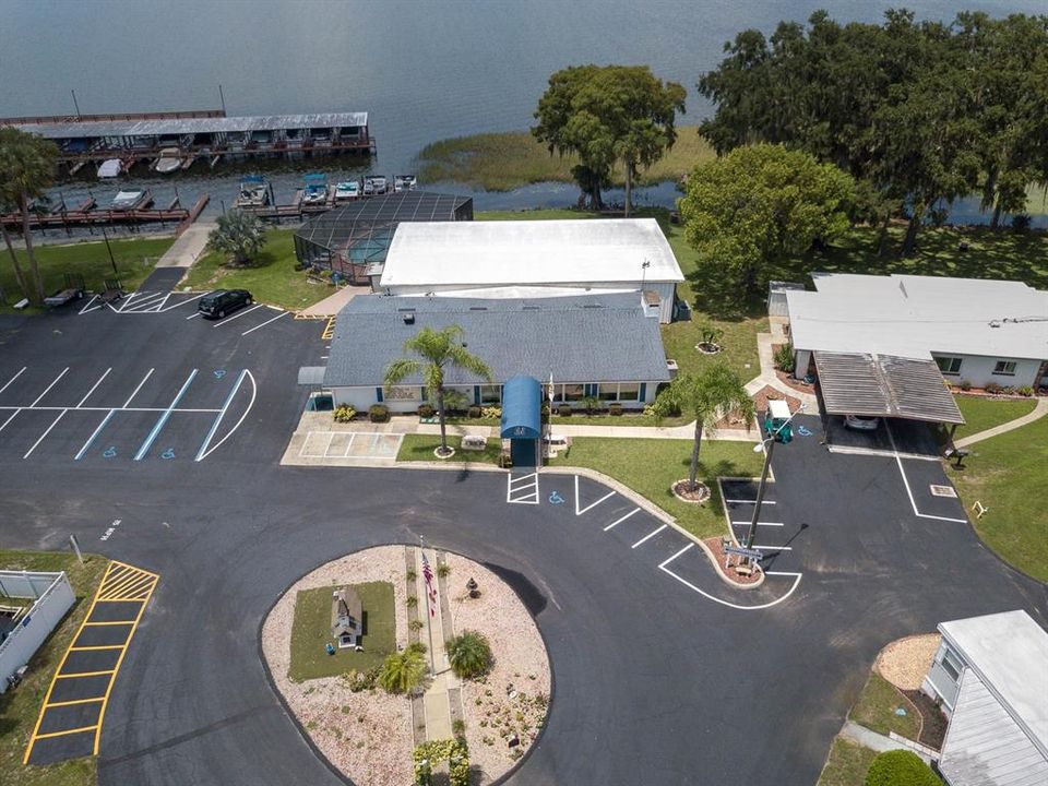 Active With Contract: $89,900 (2 beds, 2 baths, 1099 Square Feet)