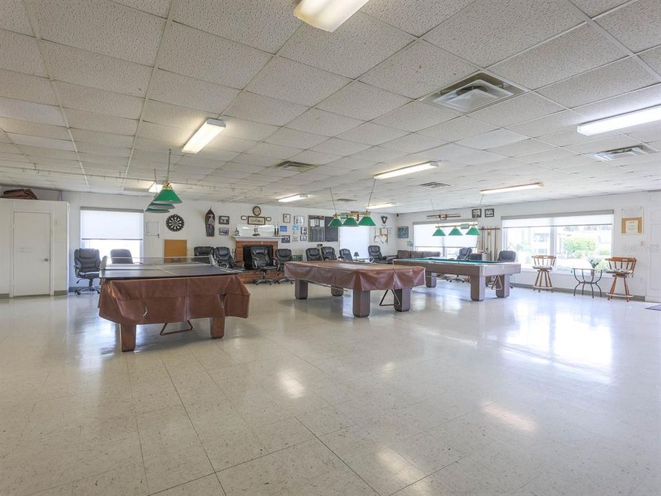 Active With Contract: $89,900 (2 beds, 2 baths, 1099 Square Feet)