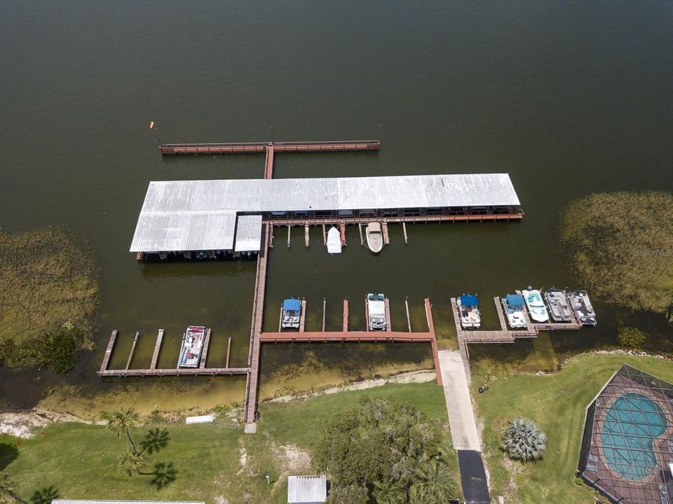 Active With Contract: $89,900 (2 beds, 2 baths, 1099 Square Feet)