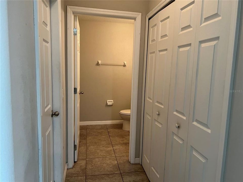 Active With Contract: $1,999 (3 beds, 2 baths, 1832 Square Feet)