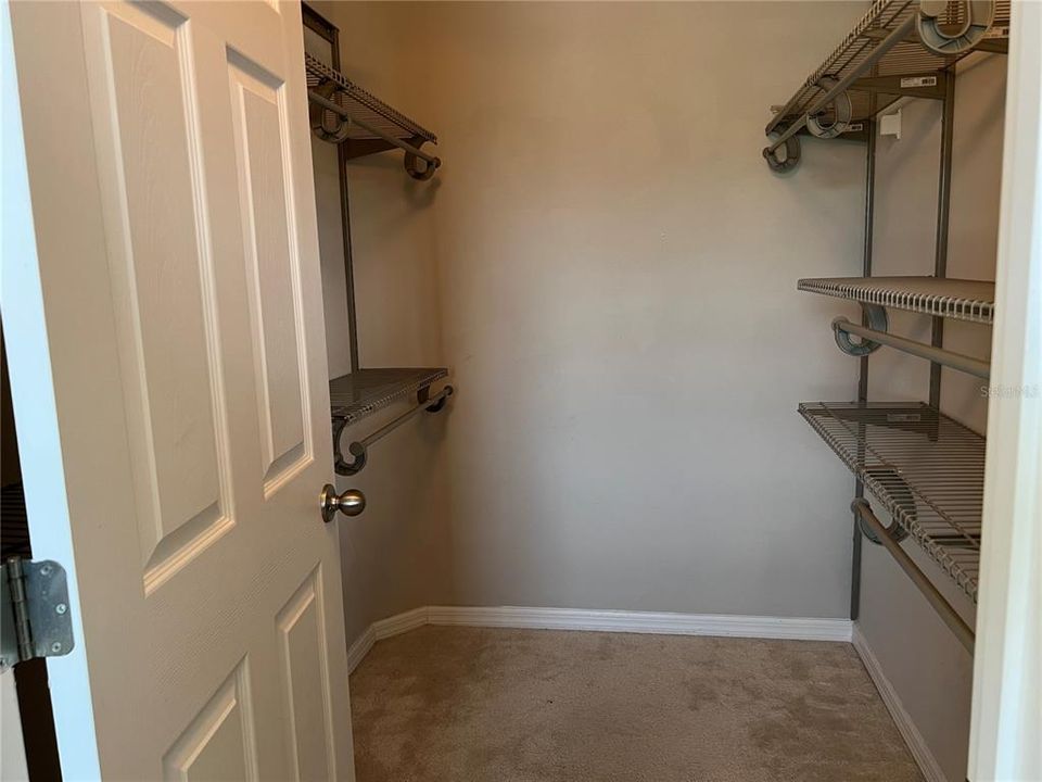 Active With Contract: $1,999 (3 beds, 2 baths, 1832 Square Feet)