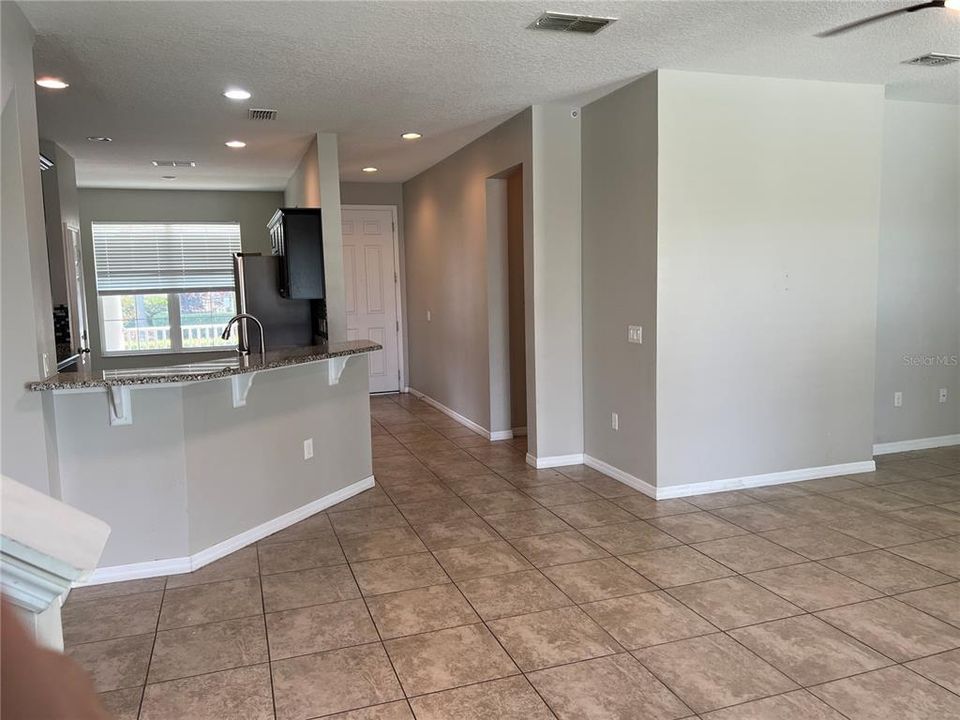 Active With Contract: $1,999 (3 beds, 2 baths, 1832 Square Feet)