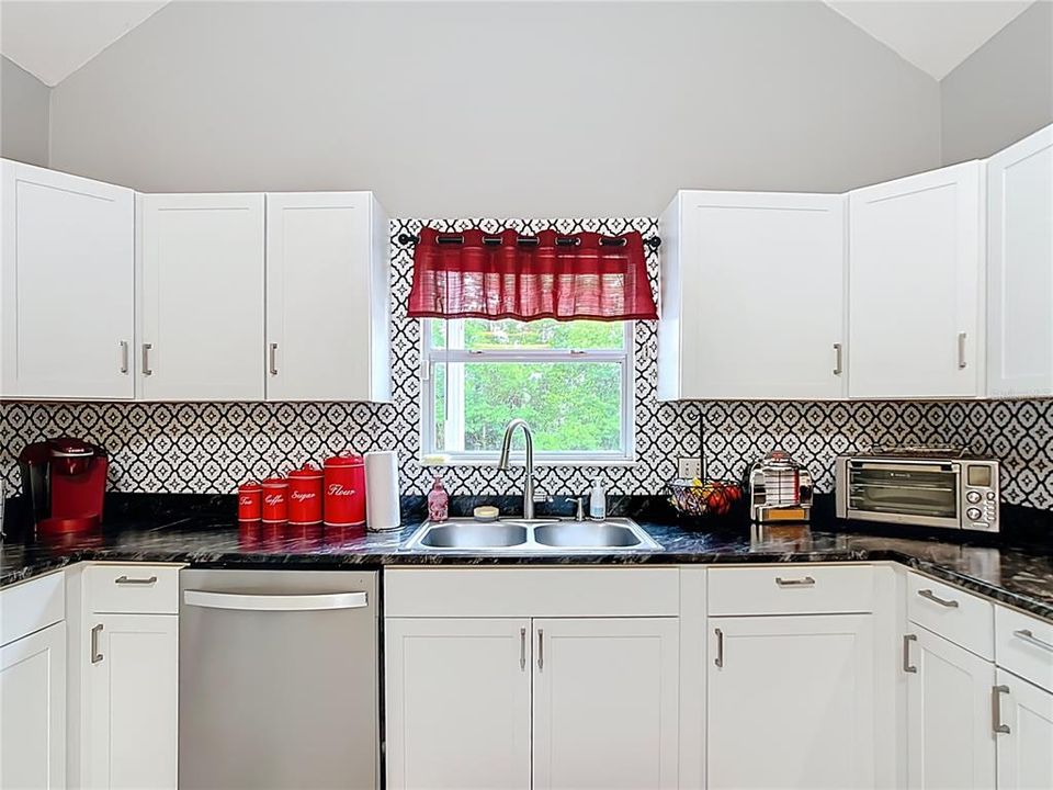 На продажу: $585,000 (4 спален, 2 ванн, 3175 Квадратных фут)