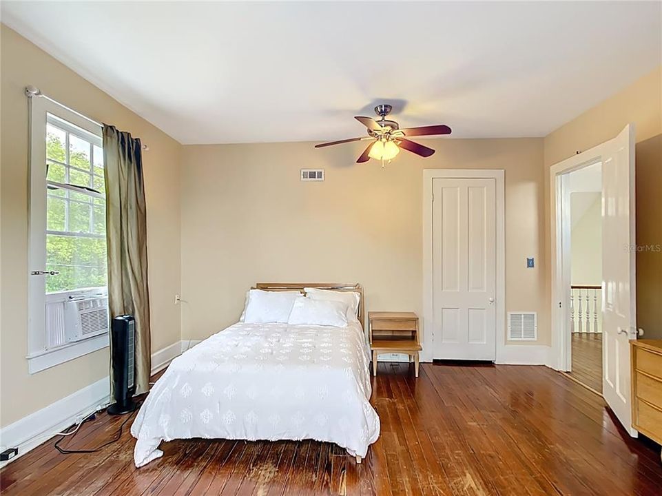 На продажу: $585,000 (4 спален, 2 ванн, 3175 Квадратных фут)