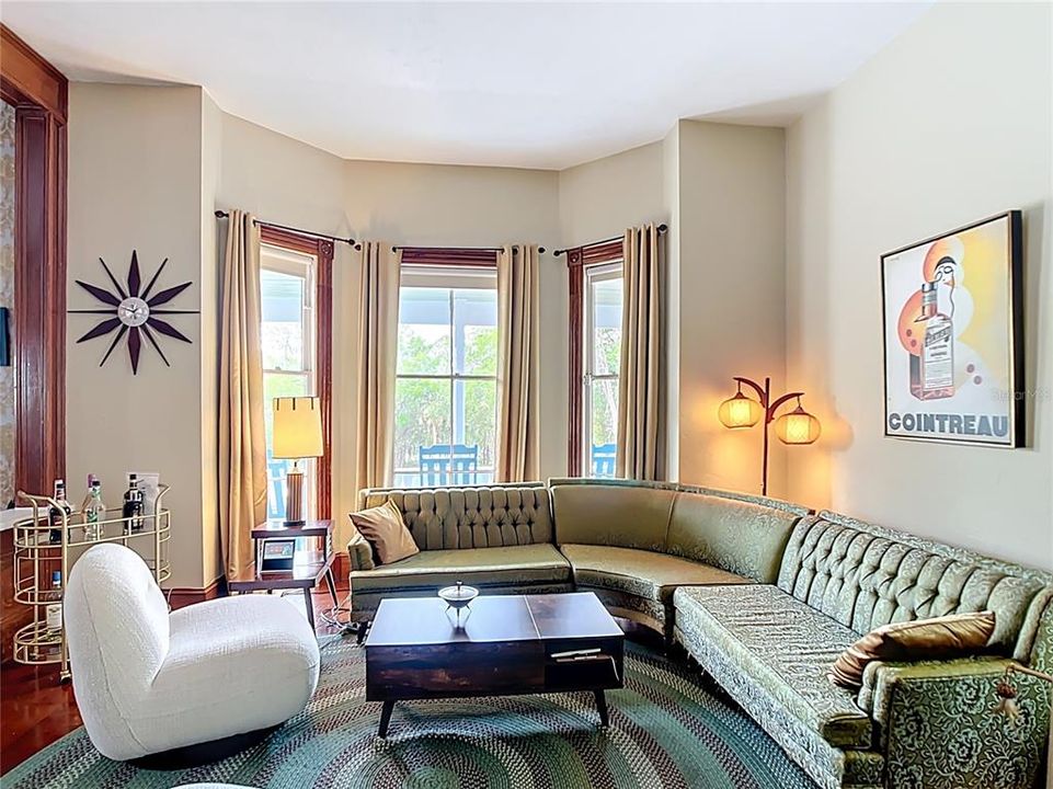 На продажу: $585,000 (4 спален, 2 ванн, 3175 Квадратных фут)