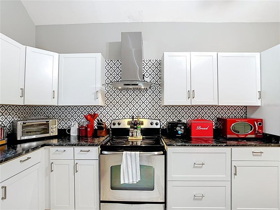 На продажу: $585,000 (4 спален, 2 ванн, 3175 Квадратных фут)