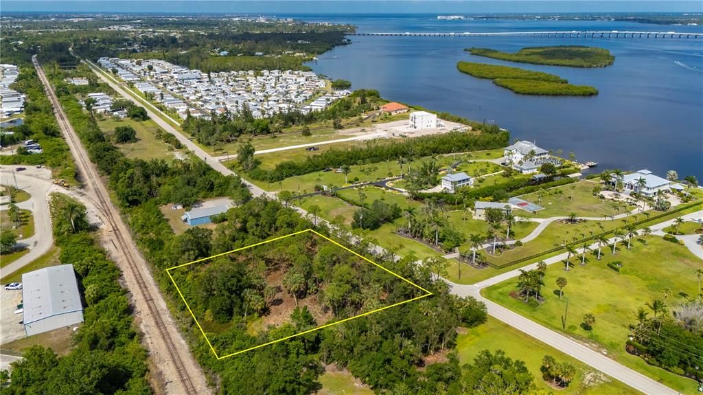 Activo con contrato: $100,000 (1.00 acres)