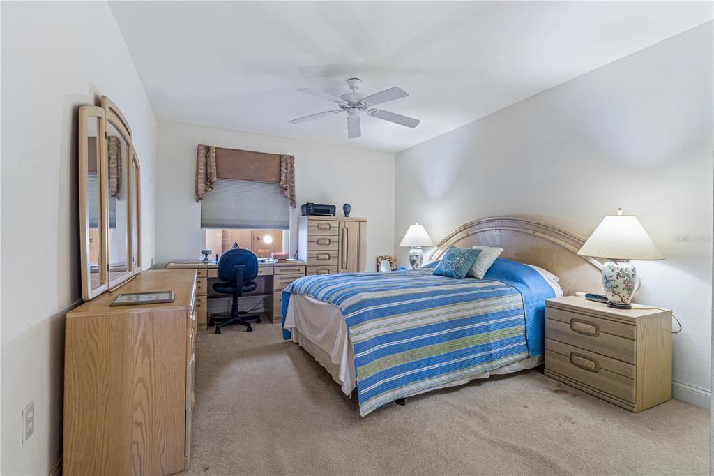 Active With Contract: $539,000 (3 beds, 3 baths, 2215 Square Feet)