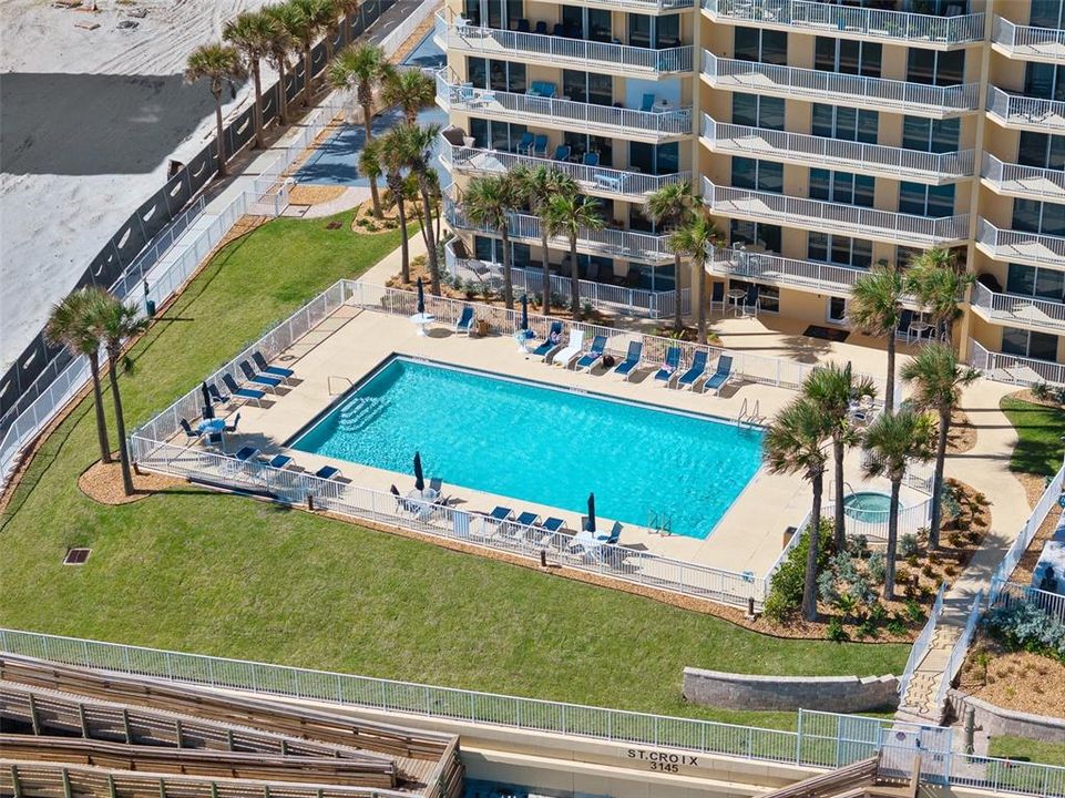 Active With Contract: $539,000 (3 beds, 3 baths, 2215 Square Feet)