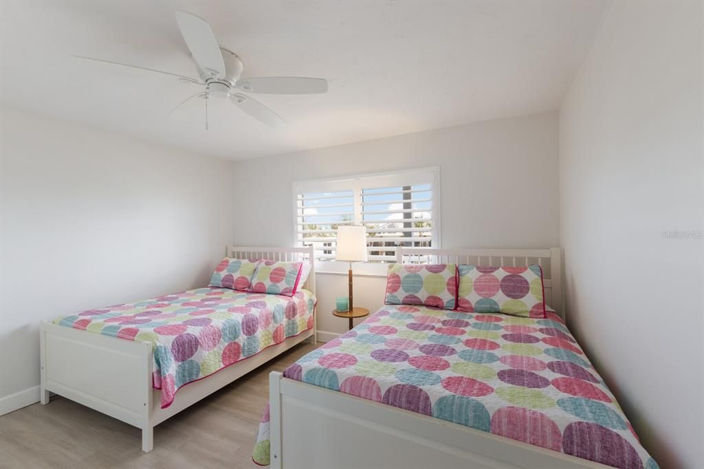 For Sale: $1,249,900 (2 beds, 2 baths, 1259 Square Feet)