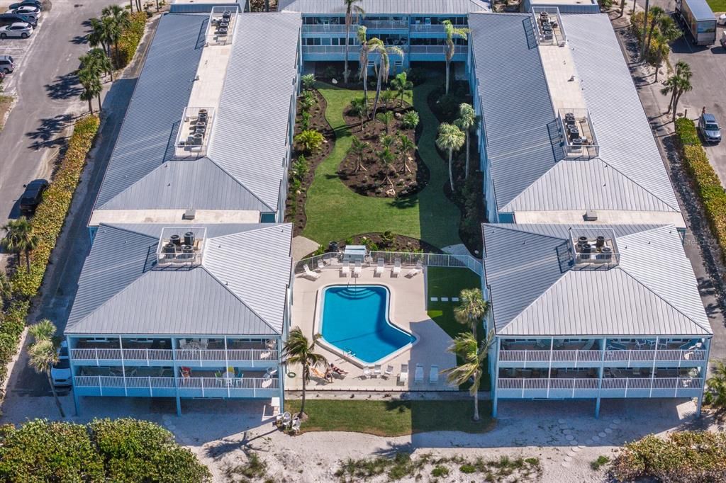 For Sale: $1,249,900 (2 beds, 2 baths, 1259 Square Feet)