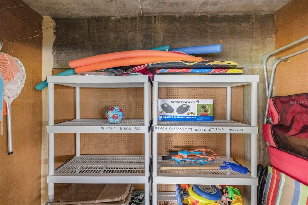 For Sale: $1,249,900 (2 beds, 2 baths, 1259 Square Feet)