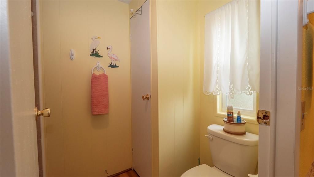 Active With Contract: $140,000 (2 beds, 2 baths, 1120 Square Feet)