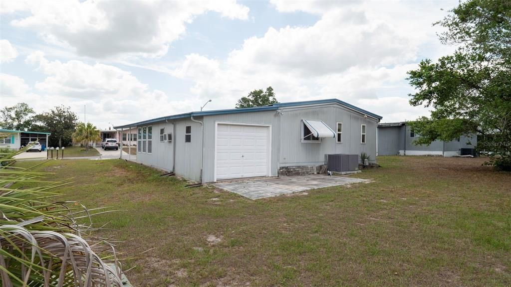 Active With Contract: $140,000 (2 beds, 2 baths, 1120 Square Feet)