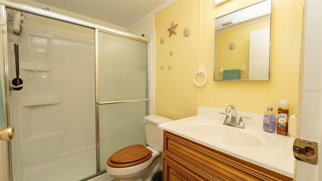 Active With Contract: $140,000 (2 beds, 2 baths, 1120 Square Feet)